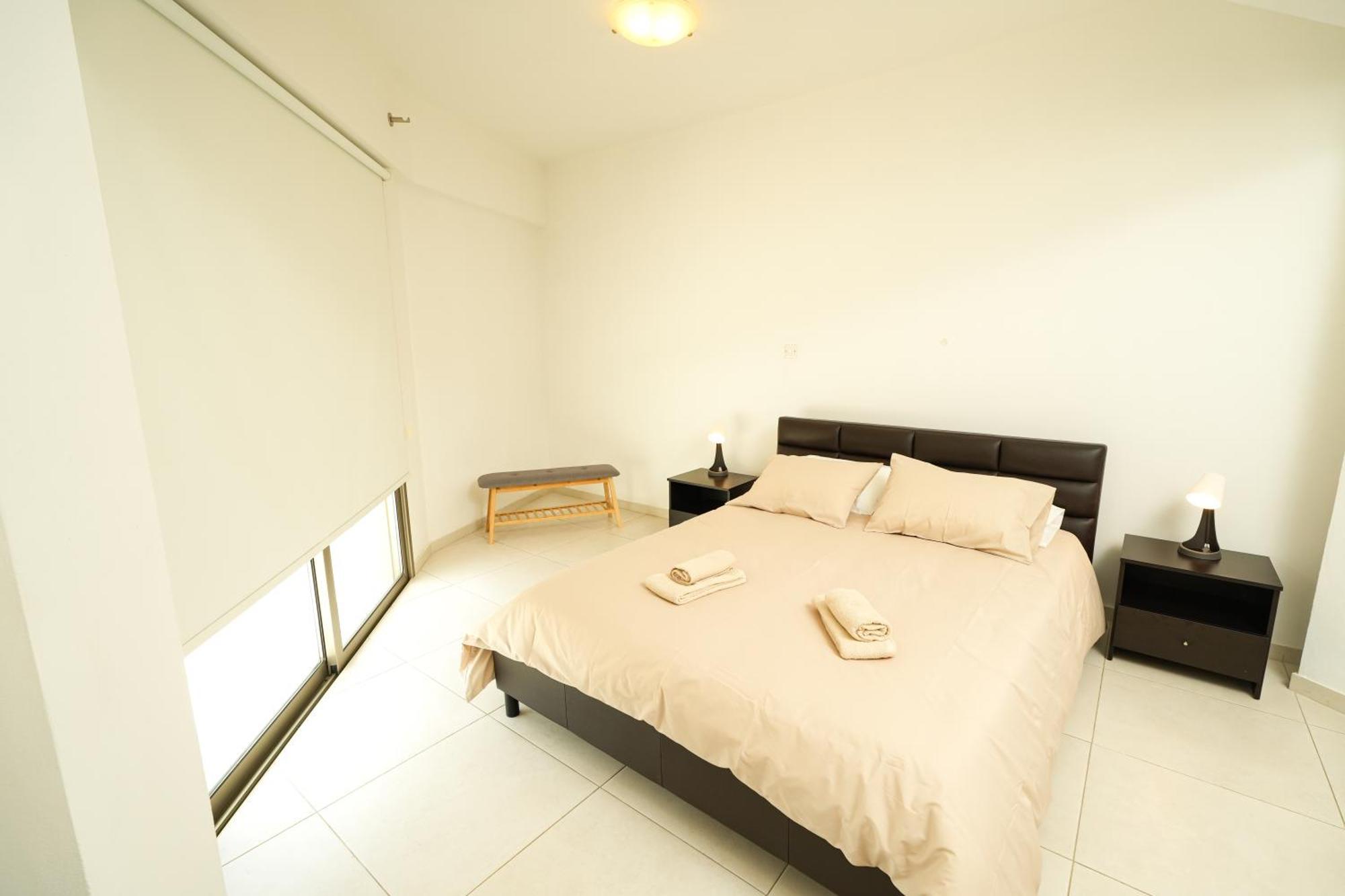 Halcyon Central Apartment 라르나카 외부 사진